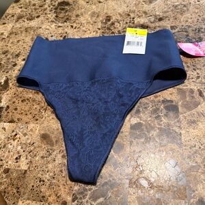 Maidenform Shareear Navy Lace Thong control top Panty